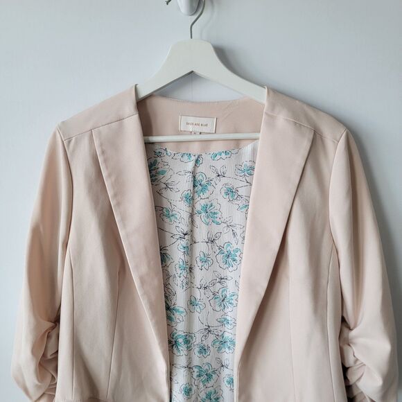 Skies Are Blue women's Raja collarless blazer size M in a light pink ruched slee - Picture 3 of 6